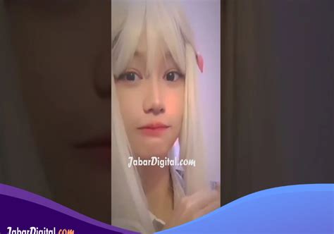 Skandal Cosplayer Senna Elaina — Video JilbabViral.com.